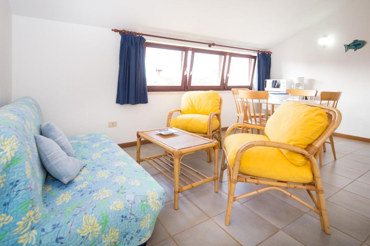 Apartman Number 9 Ровин Екстериор снимка