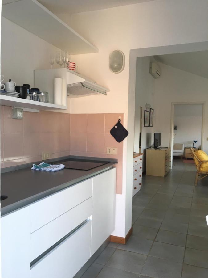 Apartman Number 9 Ровин Екстериор снимка